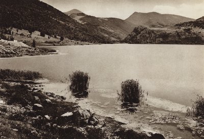 İtalya: Scanno Gölü, Abruzzi (s / b fotoğraf) by Kurt Hielscher