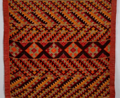 Kumaş tasarımı (tekstil) by School Laotian