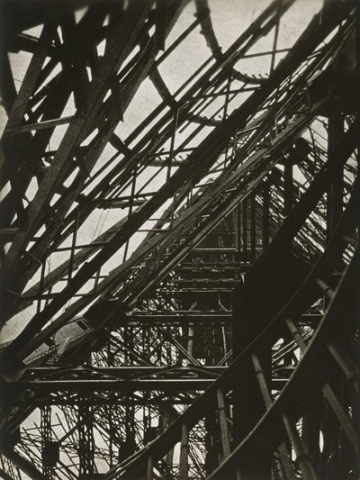 Eyfel Kulesi by Laszlo Moholy Nagy