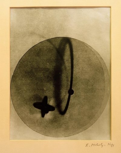 Fotogram (Pozitif) by Laszlo Moholy Nagy