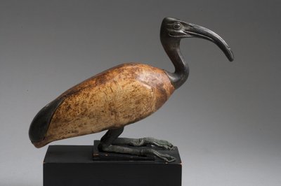 Ibis (bronz ve ahşap) by Late Period Egyptian
