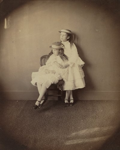 Julia ve Ethel Arnold by Lewis Carroll