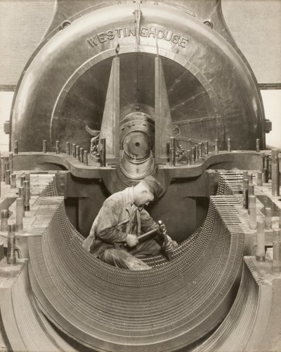 Türbinin Kalbi by Lewis W. Hine