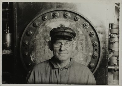  by Lewis Wickes Hine