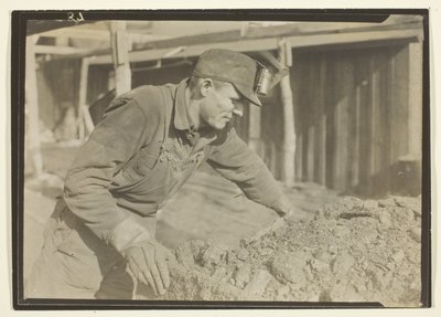 by Lewis Wickes Hine