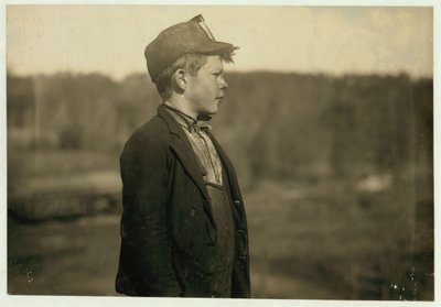 Dave, genç bir itici, hareketli tramvaylar ve kömür, Bessie Mine, Alabama (Sloss-Sheffield Steel and Iron Co), 1910 by Lewis Wickes Hine