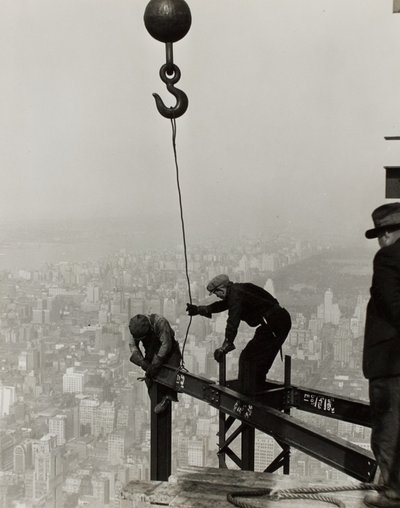  by Lewis Wickes Hine