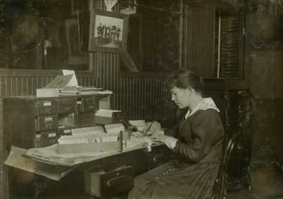  by Lewis Wickes Hine