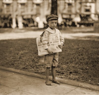 Bir Gazete Satıcısının Portresi, c.1910 by Lewis Wickes Hine