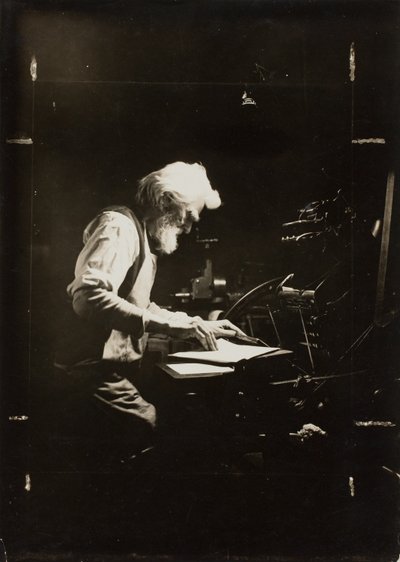  by Lewis Wickes Hine