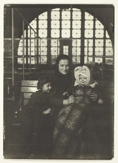  by Lewis Wickes Hine