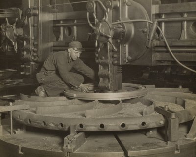  by Lewis Wickes Hine