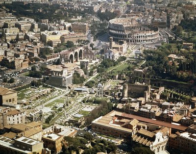 Kolezyum veya Flavian Amfitiyatrosu, havadan görünüm, 70-80 a.d, Roma, İtalya (fotoğraf) by Unbekannt Unbekannt
