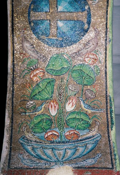 Çiçekler ve kuşlar, erken Hıristiyan kilisesi Panagia Ahiropiitos veya Panagia Acheiropoietos, Achiropita (insan eli tarafından yaratılmamış) olarak da adlandırılır, Selanik, Orta Makedonya, Yunanistan, 5. yüzyıl (fotoğraf) by Unbekannt Unbekannt