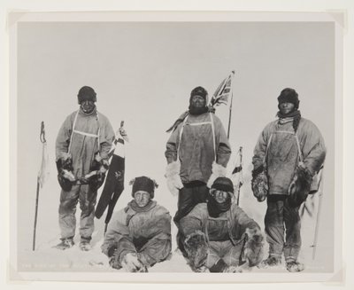 Güney Kutbundaki Beş (bromür baskı) by Lieutenant Henry Robertson Bowers