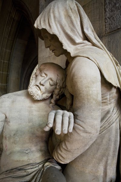 Pieta, detay by Ligier Richier