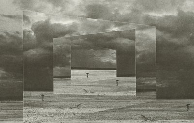Uzayda macera (s/b fotoğraf) by Lionel Wendt