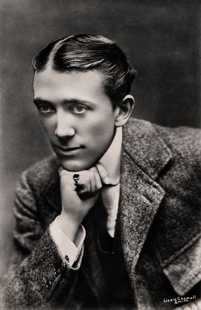 Gerald Du Maurier 1873-1934, İngiliz aktör ve tiyatro yöneticisi, 20. yüzyılın başlarında. by Lizzie Caswall Smith