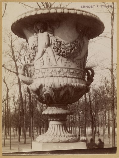  by Léon Ménard
