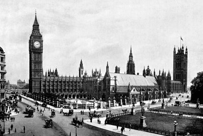 Parlamento Binası ve Westminster Hall, Parlamento Meydanı