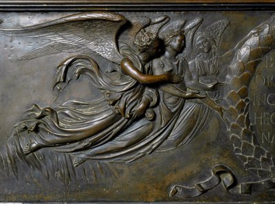 İki melek, St. Zenobe Kutsal Mezarının detayı. (Bronz kabartma,1432-1442) by Lorenzo Ghiberti