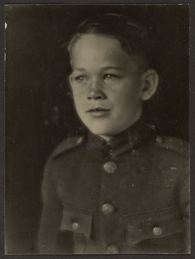  by Louis Fleckenstein
