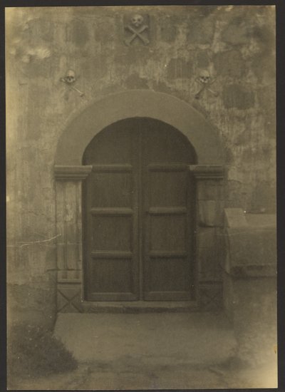 [Çift Kapı] by Louis Fleckenstein
