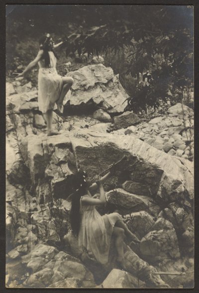 Kayaların Dansı by Louis Fleckenstein