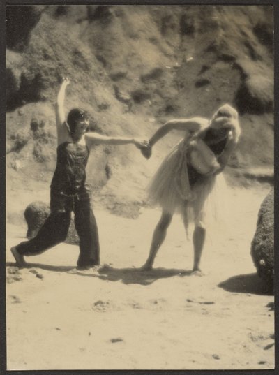 by Louis Fleckenstein