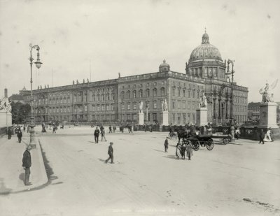Berlin, şehir sarayı by Lucien Levy