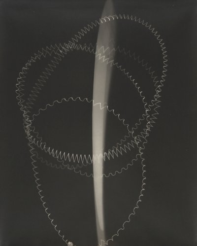Tüy by Man Ray