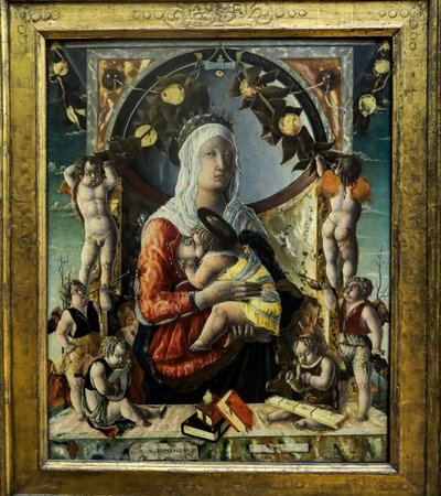 Bakire ve çocuk sekiz melek. 1455 (resim) by Marco di Antonio di (1433 1478) Ruggero