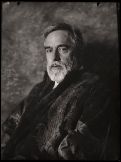 Otoportre, yaklaşık 1935. by Mariano Fortuny y Madrazo