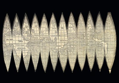 Bir dizi karasal küre şeklinde dünya haritası, 1507 by Martin Waldseemuller