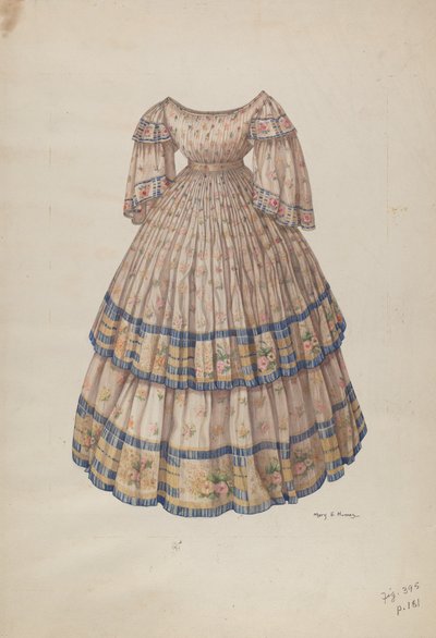 Halka Etekli Elbise by Mary E. Humes