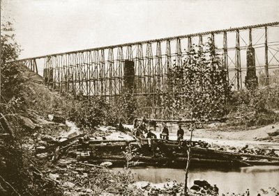 Falling Water Bridge, Nashville ve Chattanooga Demiryolu, 1861-65 by Mathew B. Brady