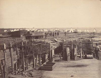 Tahkimatlar, Manassas, 13. Mass tarafından işgal edildi, 1862. by Mathew Brady
