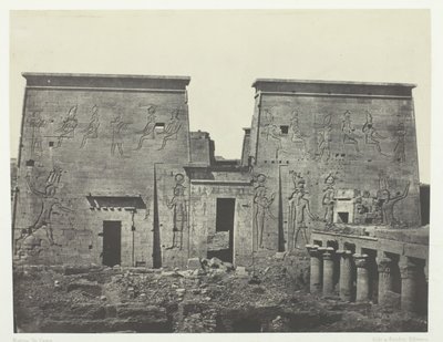 Drômos et Philônes, Pilônes