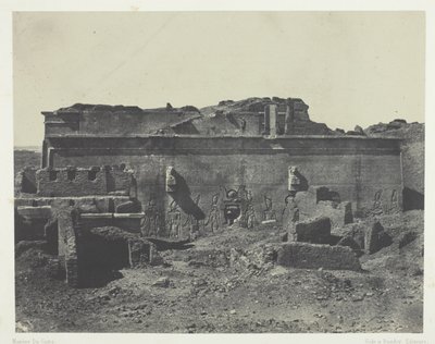 Arka cephe, Büyük Dendera Tapınağı (Teutyres), Yukarı Mısır by Maxime Du Camp