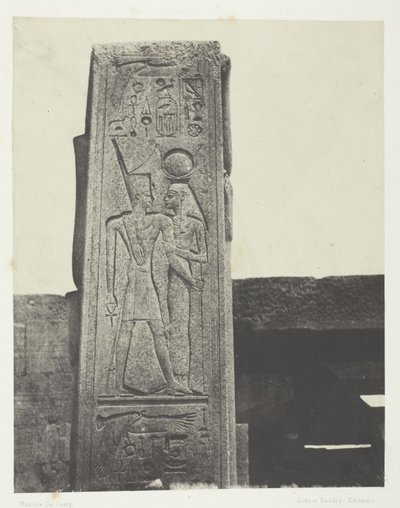 Karnak Sarayı, Granit Kutsal Alanı Önündeki Sütun; Teb by Maxime Du Camp