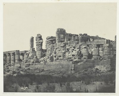 Karnak Sarayı, Hipostil Salonu, Kuzey-Doğu Açısından Alınmış, Thebes, 184951, 1852 basılmıştır. by Maxime Du Camp