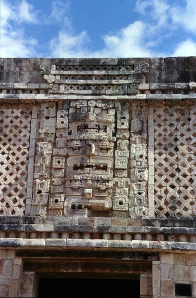 Rahibe Manastırı Dörtgeni