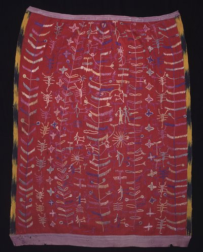 Cofradia tekstili, muhtemelen bir İsa figürü için bir önlük, c.1920-1940 (pamuk ve ipek) by Mayan Mayan