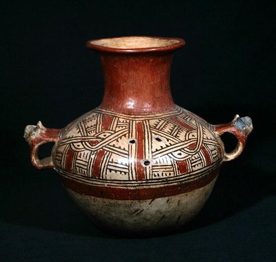 Utatlan (Cumarcaaj), Kiş, Guatemala, Orta Amerika, Klasik Sonrası Dönem (pişmiş toprak) delikli cenaze vazosu by Mayan Mayan