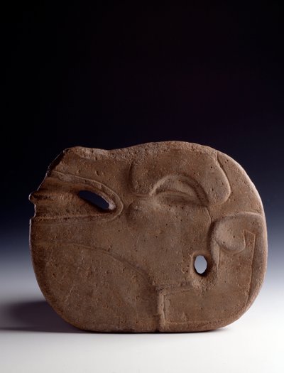 Kolomb öncesi sanat, Maya uygarlığı, klasik dönem: bir geyiğin başını temsil eden oymalı taştan zoomorfik balta. karartmak 26,5 x genişlik 19,5 cm Guatemala, Museo Nazionale di Archeologia ve Etnologia by Mayan Mayan