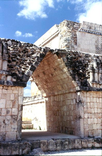 Kuşların Evi, Geç Klasik Maya, MS 700-900 dolayları (fotoğraf) by Mayan Mayan