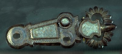 Merovenj sanatı: kemer tokası. Paris, Musee Carnavalet by Merovingian