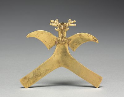 Kuş Kolye, c. 1000-1550 (dökme altın) by Mesoamerican Mesoamerican