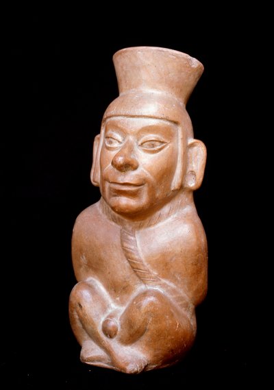 Kolomb öncesi sanat, Mochik uygarlığı (çirkin, mochica): bir mahkumu kurban etmeden önce temsil eden antropomorfik pişmiş toprak şişe (boynuna bir ip takıyor ve elleri sırtına bağlı). 200 M.Ö.-700 MS. Lima, Ulusal Antropoloji Müzesi ve by Moche Moche