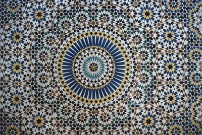 Thamiel glaoui Kasbah, zellij çini işi, detay (seramik) by Moroccan School